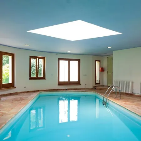 Aurea With Private Pool And Park Willa